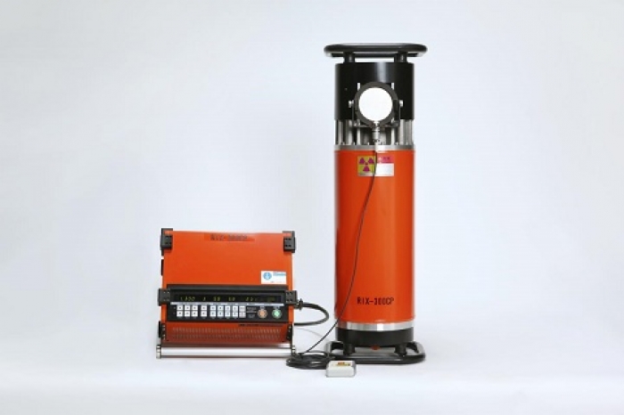 連続照射携帯型X線発生装置 RIX-300CP